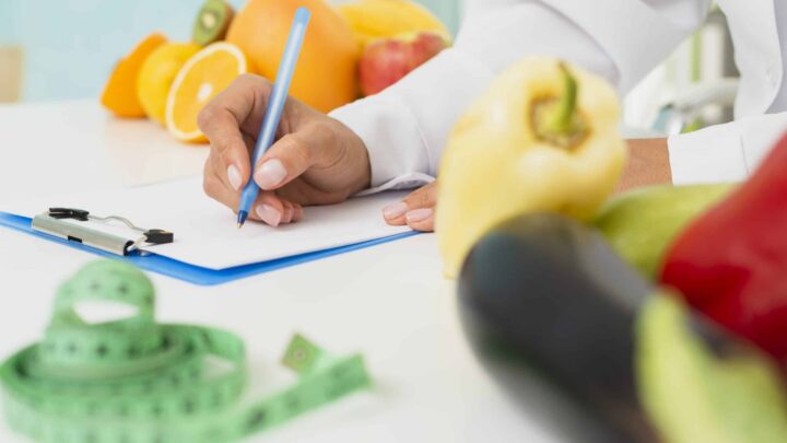 É possível ser atendido por um nutricionista online?