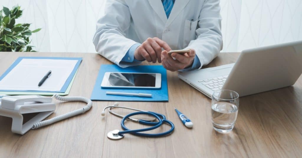 médico por telefone