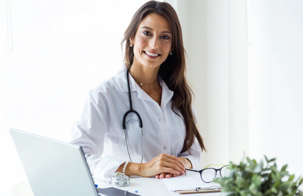 Posso tirar dúvidas com médico online?