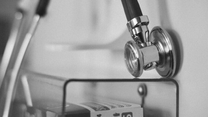 Precisando de atendimento rápido? Saiba como falar com médico online: